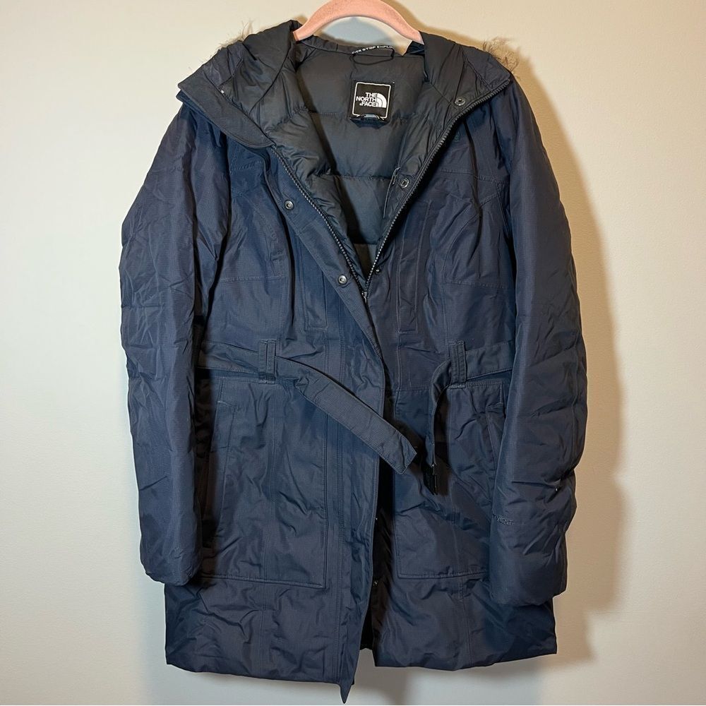 The North Face Women’s Navy Blue‎ Parka Coat Medium Puffer